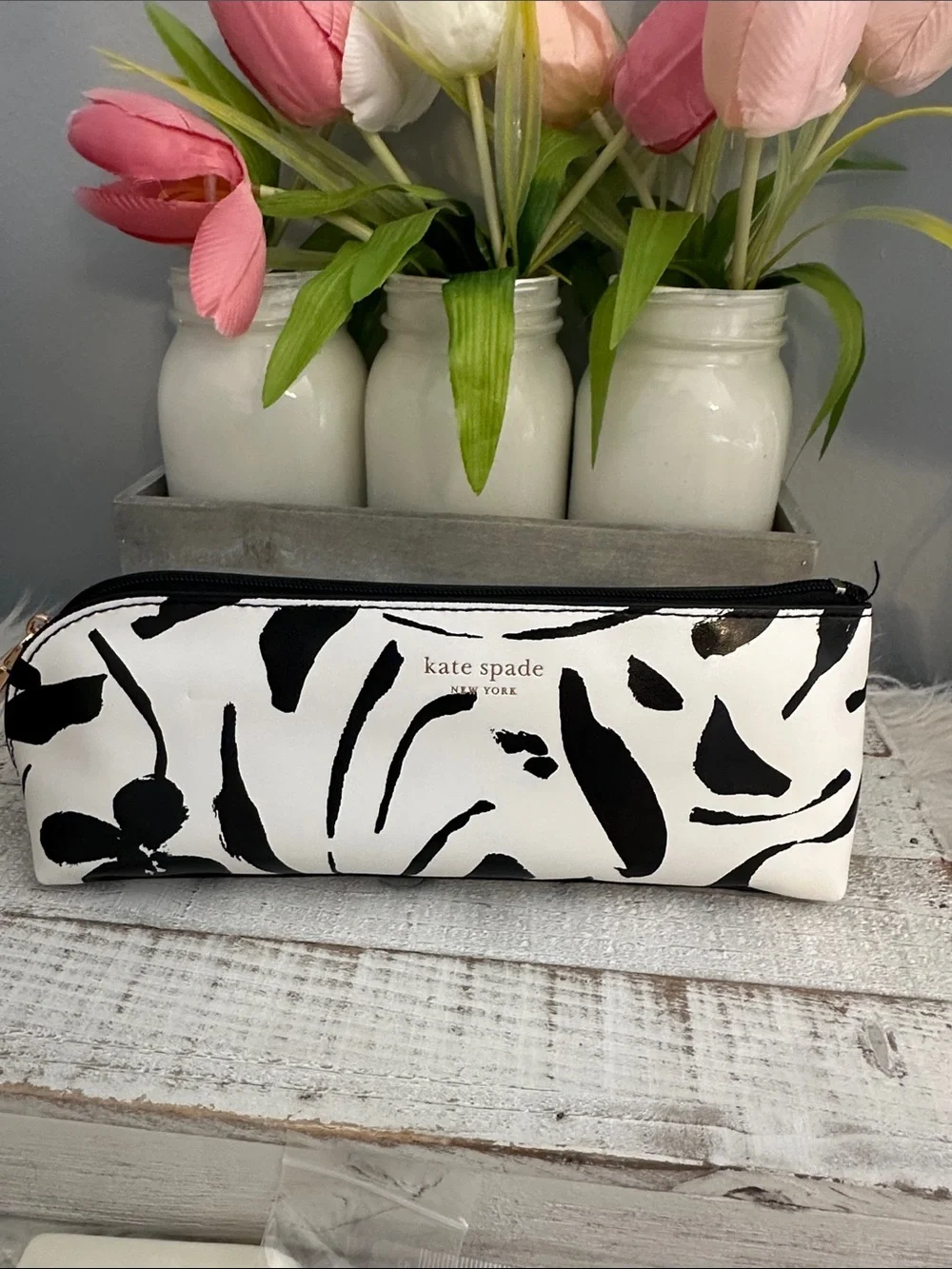 Nwt Kate spade pencil case set